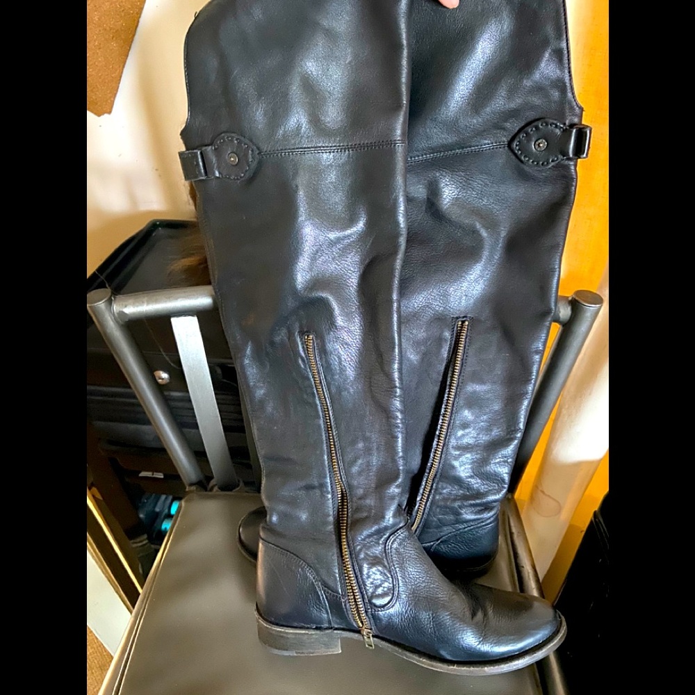FRYE BOOTS